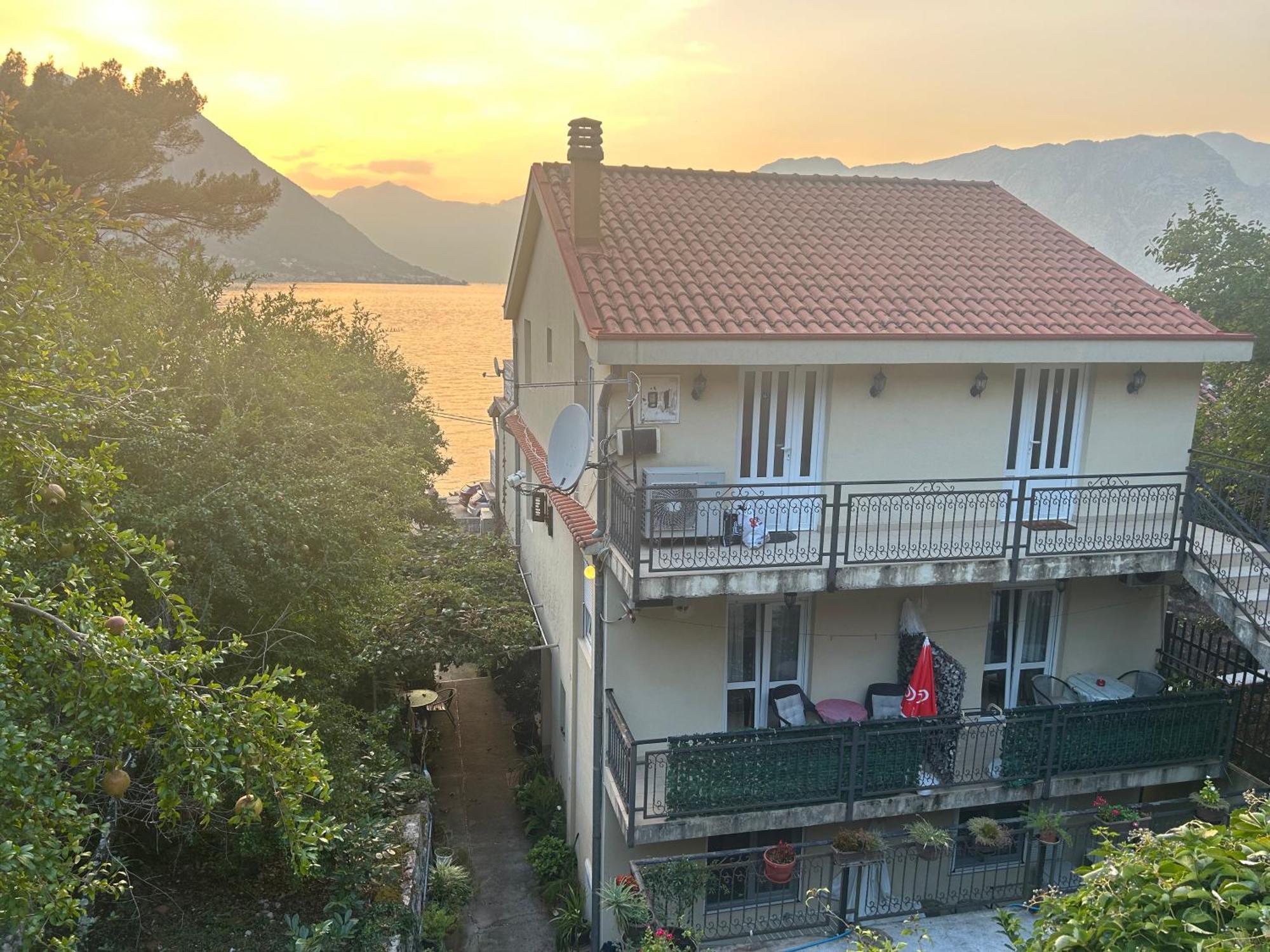 Studio On The Coast, With A View Of The Sunrise,Free We-Fi โกตอร์ ภายนอก รูปภาพ